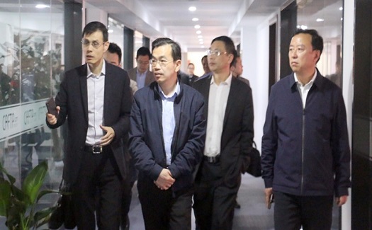 副市長蔣冰風調(diào)研中非經(jīng)貿(mào)港 希望平臺繼續(xù)強化業(yè)務開拓能力 助推臺州外貿(mào)經(jīng)濟發(fā)展