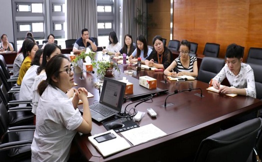 謝麗青與新員工分享：外貿(mào)知識及實戰(zhàn)技巧培訓(xùn)