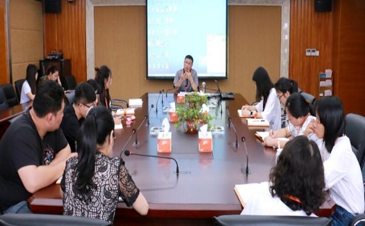 項寶通為中非經(jīng)貿(mào)港新員工入職培訓：文明禮儀要把握3個“度”