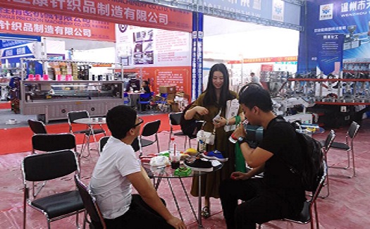 中非經(jīng)貿(mào)港前往臺(tái)州鞋機(jī)展宣傳，為企業(yè)提供外經(jīng)貿(mào)綜合服務(wù)