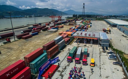 工廠沒有出口許可證，怎么做外貿(mào)？——中非經(jīng)貿(mào)港幫你解決外貿(mào)難題