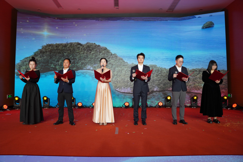 1738895229757611VHEq.jpg 08.jpg